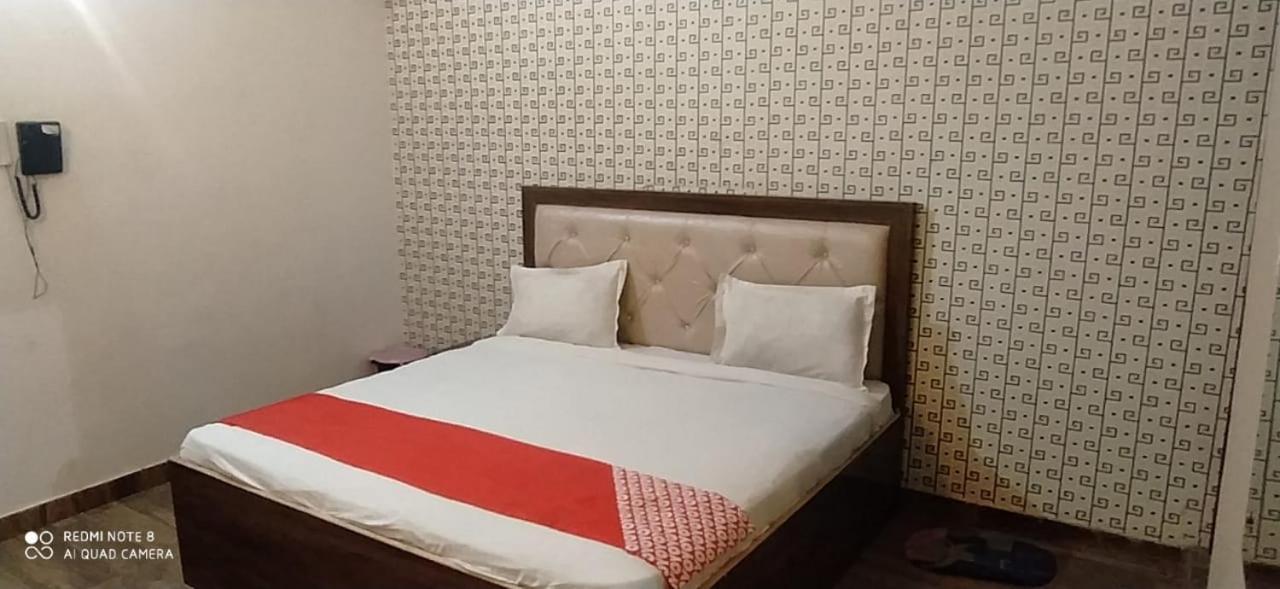 Hotel Divine 아그라 외부 사진